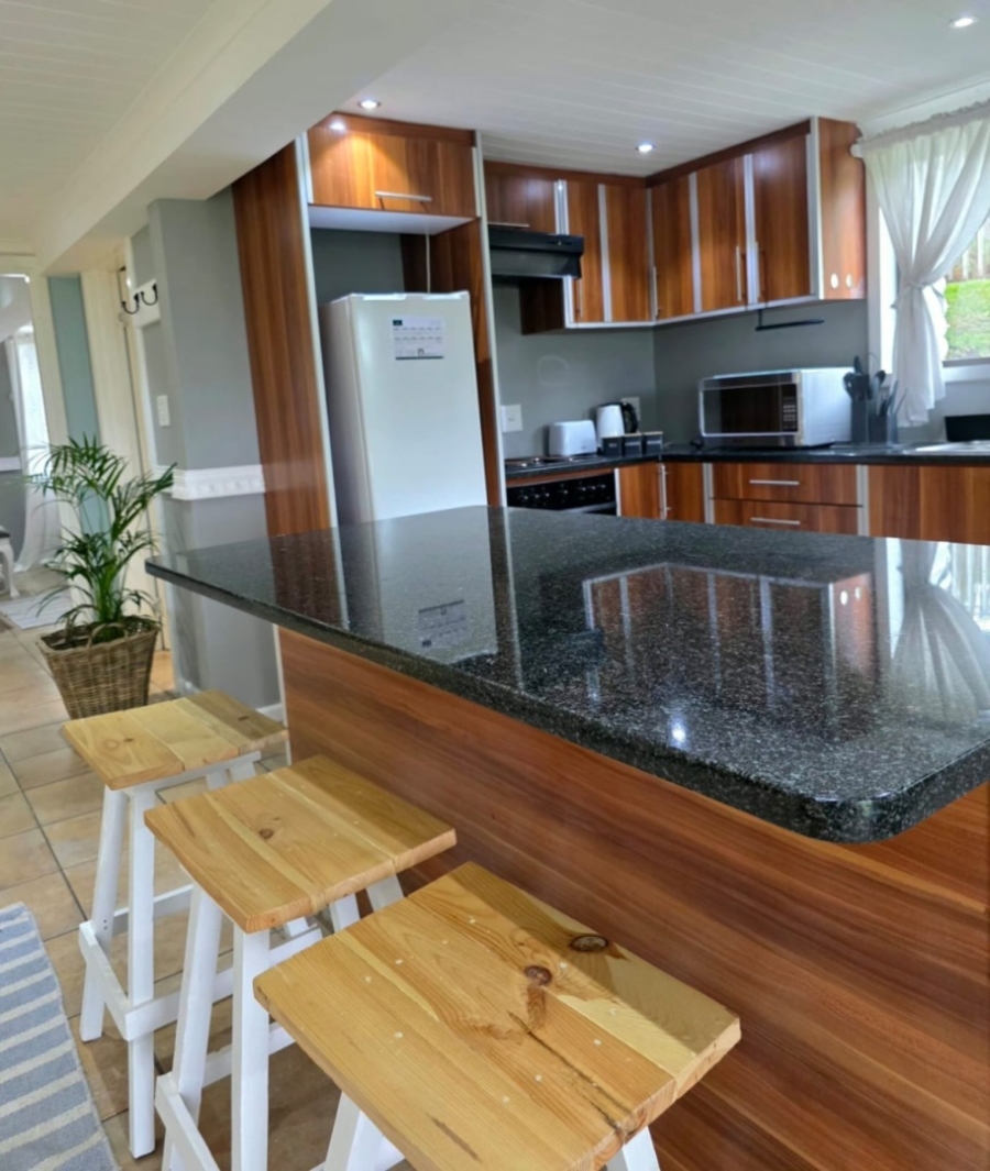 3 Bedroom Property for Sale in Sunrise On Sea Eastern Cape